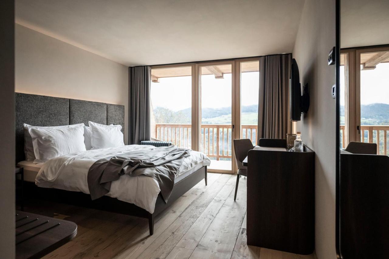 Hotel Ansitz Steinbock Villandro Exteriör bild