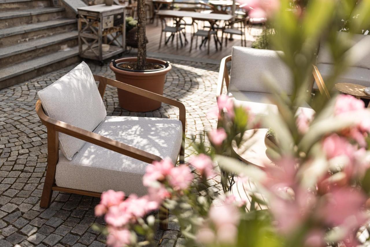 Hotel Ansitz Steinbock Villandro Exteriör bild
