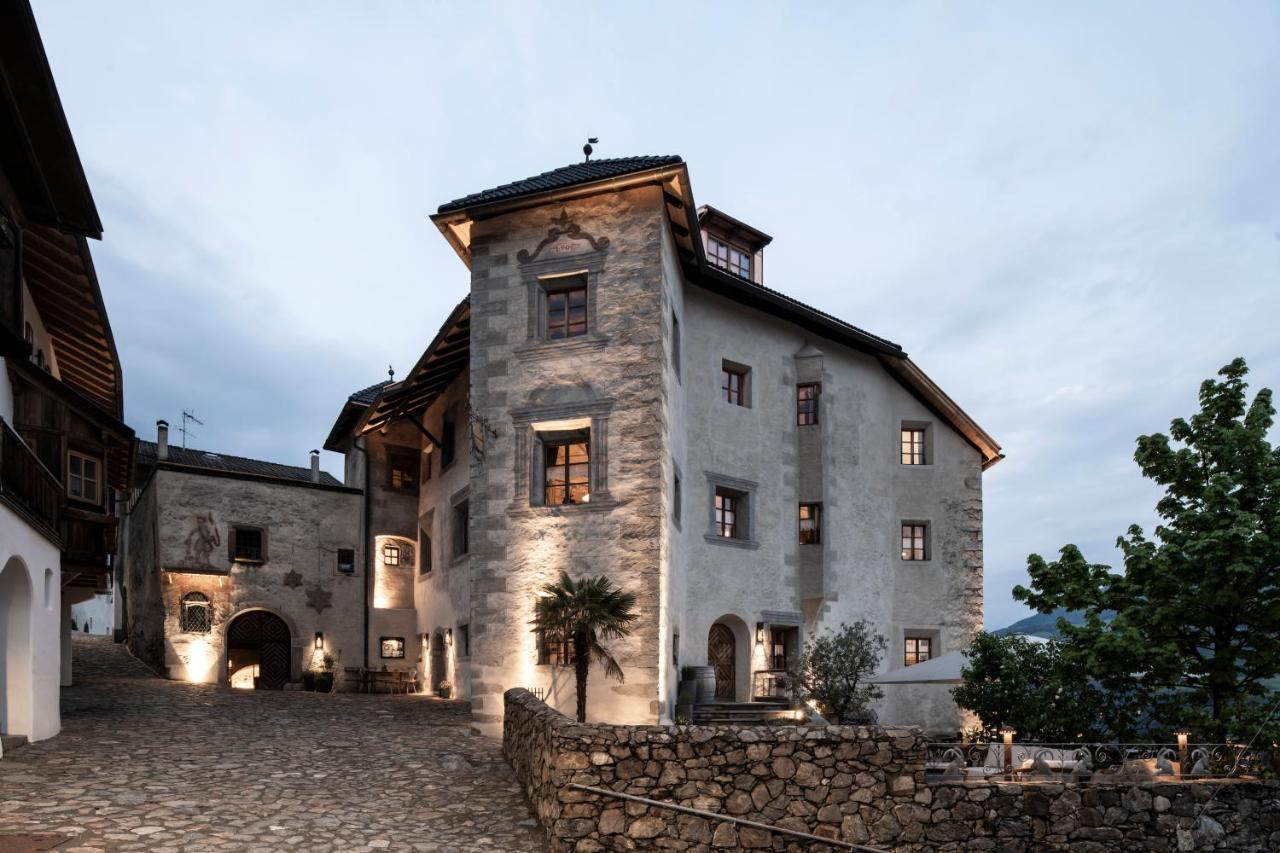 Hotel Ansitz Steinbock Villandro Exteriör bild